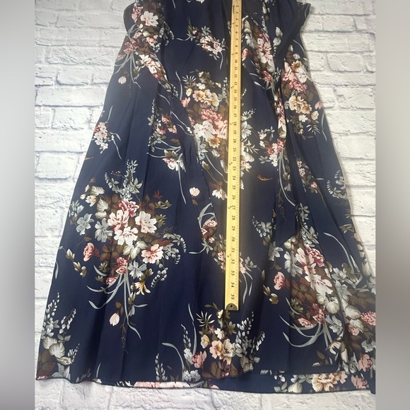 Fall Dress! Navy Floral Wrap Maxi Dress. Neck. Elastic Waist. Size 2X - Picture 7 of 7